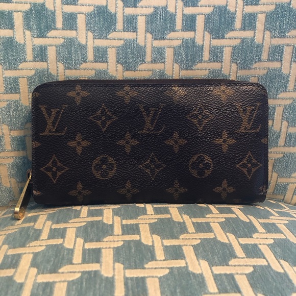 SOLD - Picture 7 of 8